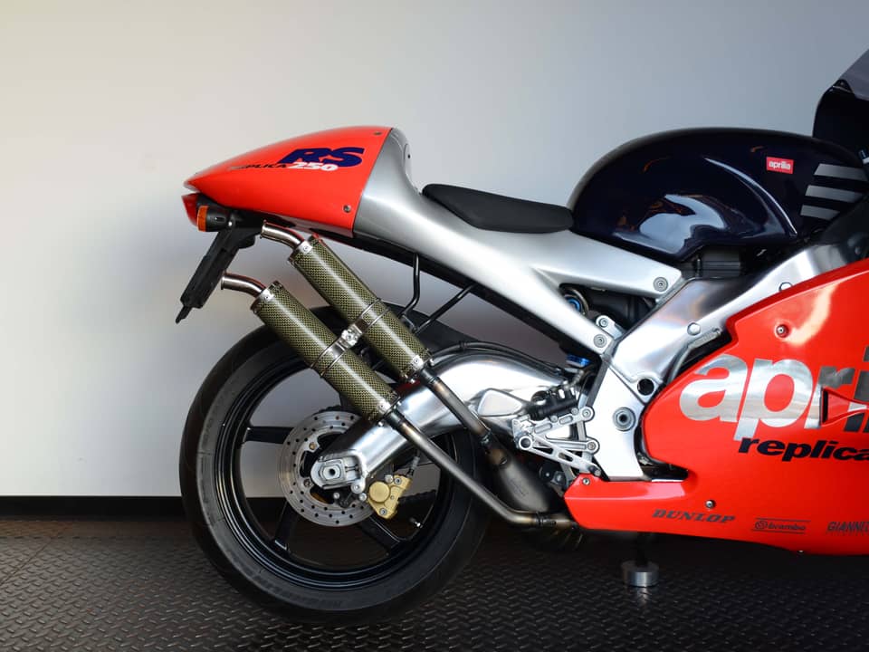 Image 28/51 of Aprilia RS 250 (1998)
