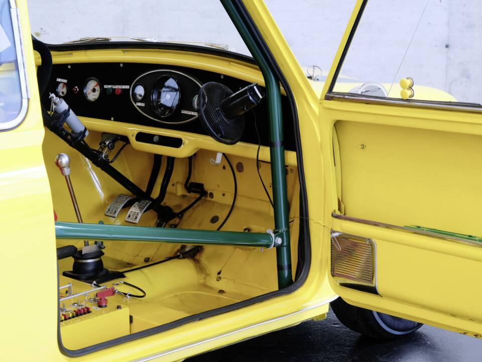 Image 33/50 of Austin Mini Cooper S 1275 (1965)
