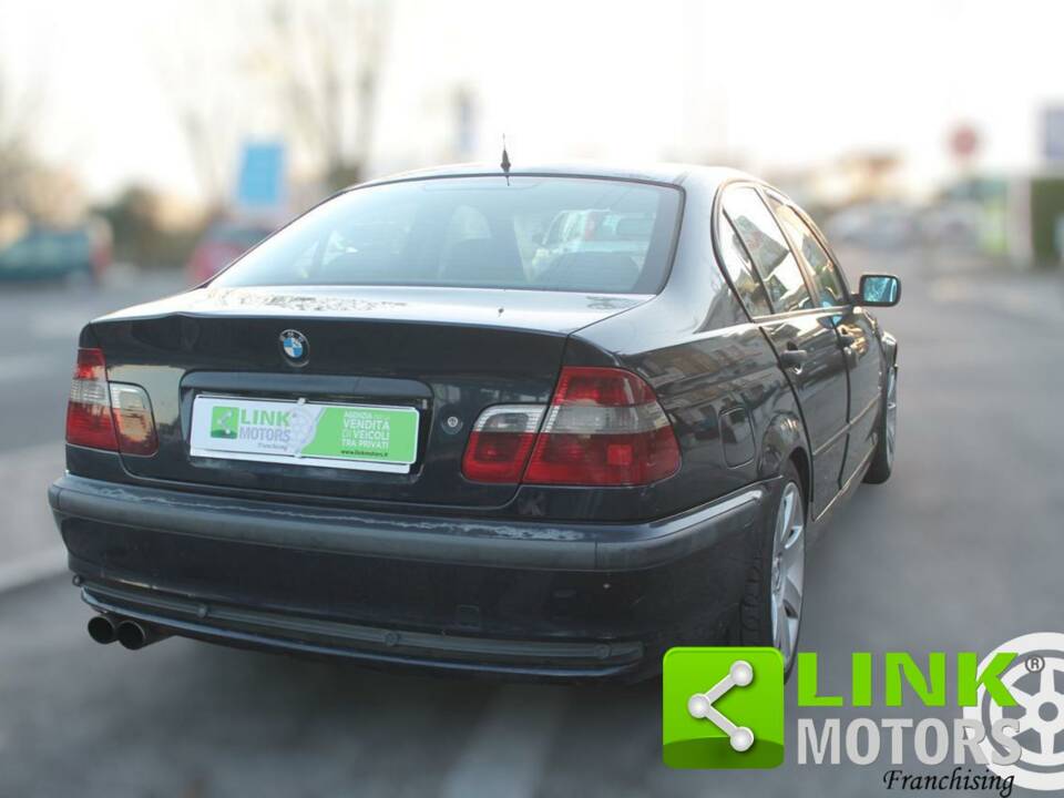 Afbeelding 4/10 van BMW 320d (2000)