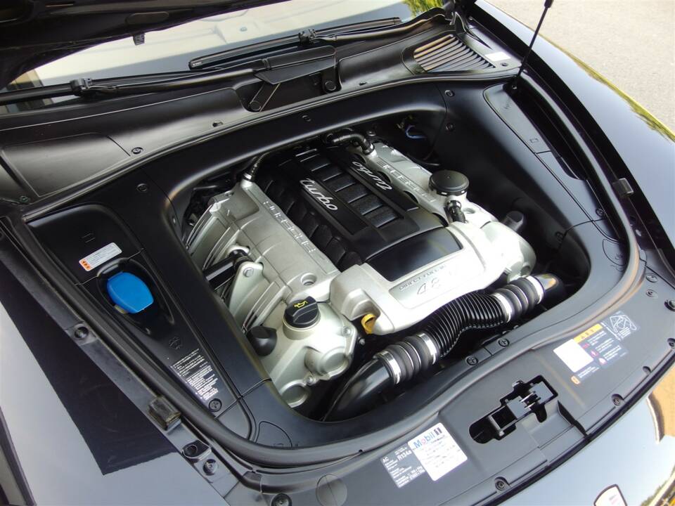 Image 78/93 of Porsche Cayenne Turbo (2007)