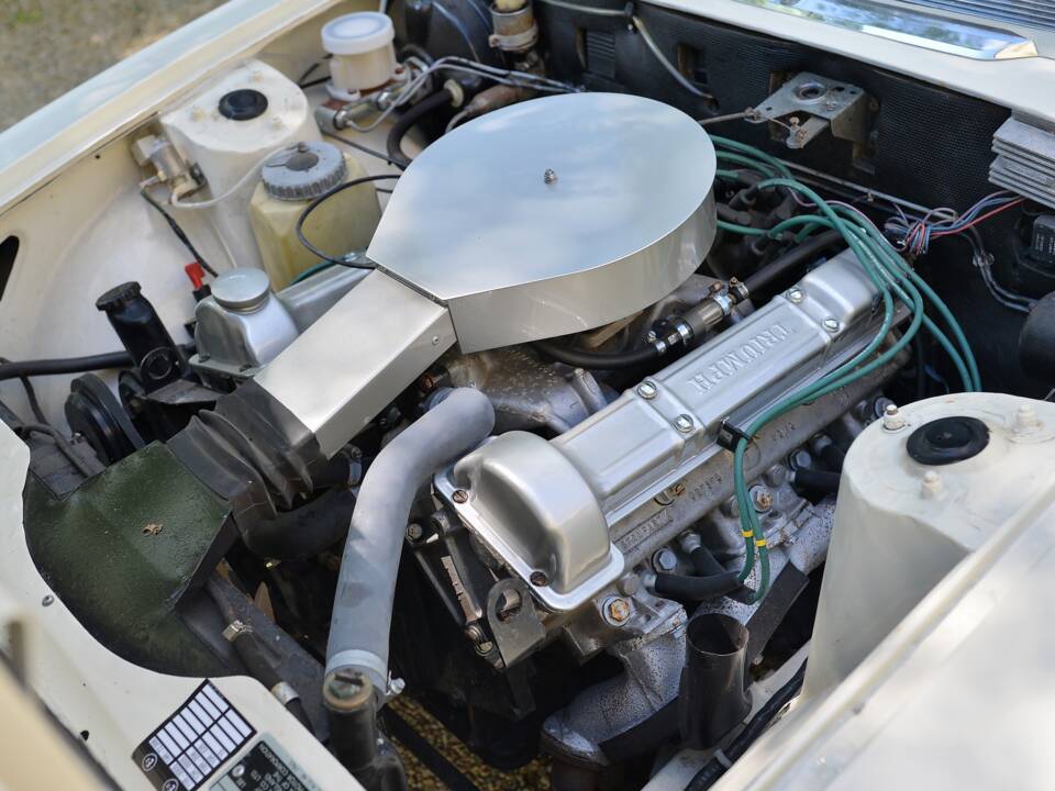 Image 4/23 de Triumph Stag (1972)