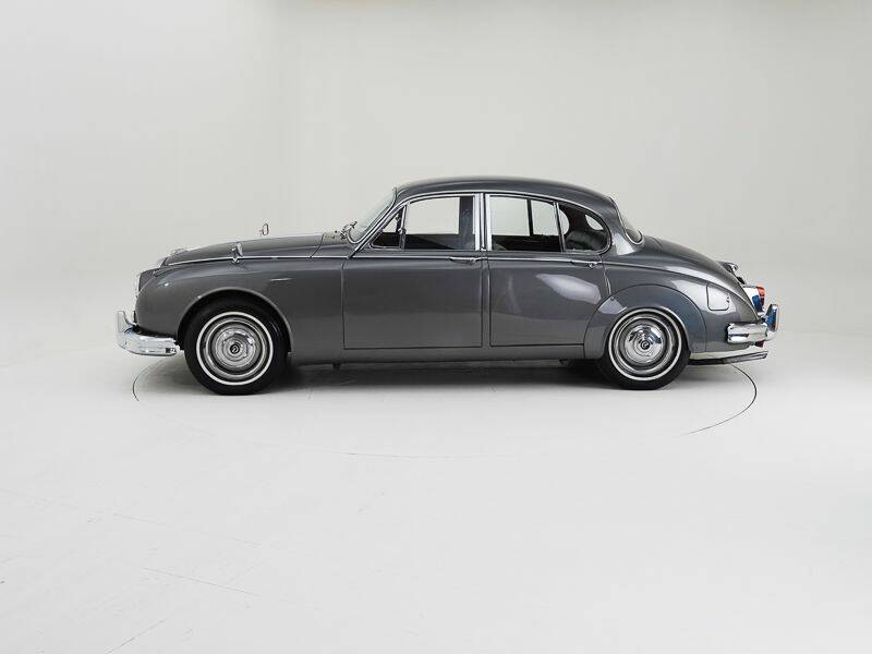 Bild 8/15 von Daimler 2,5 Liter V8 (1963)