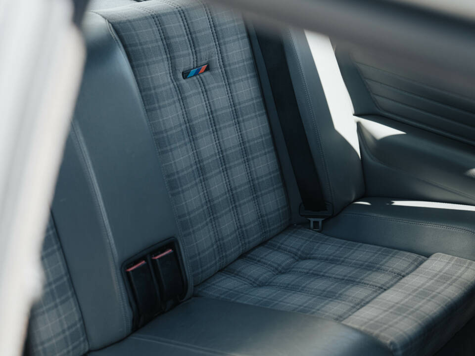 Imagen 31/58 de BMW M3 Evolution II (1988)