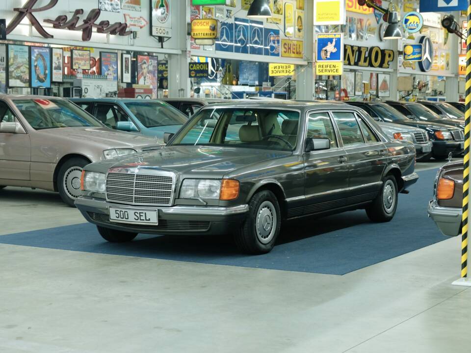 Bild 6/50 von Mercedes-Benz 500 SEL (1983)