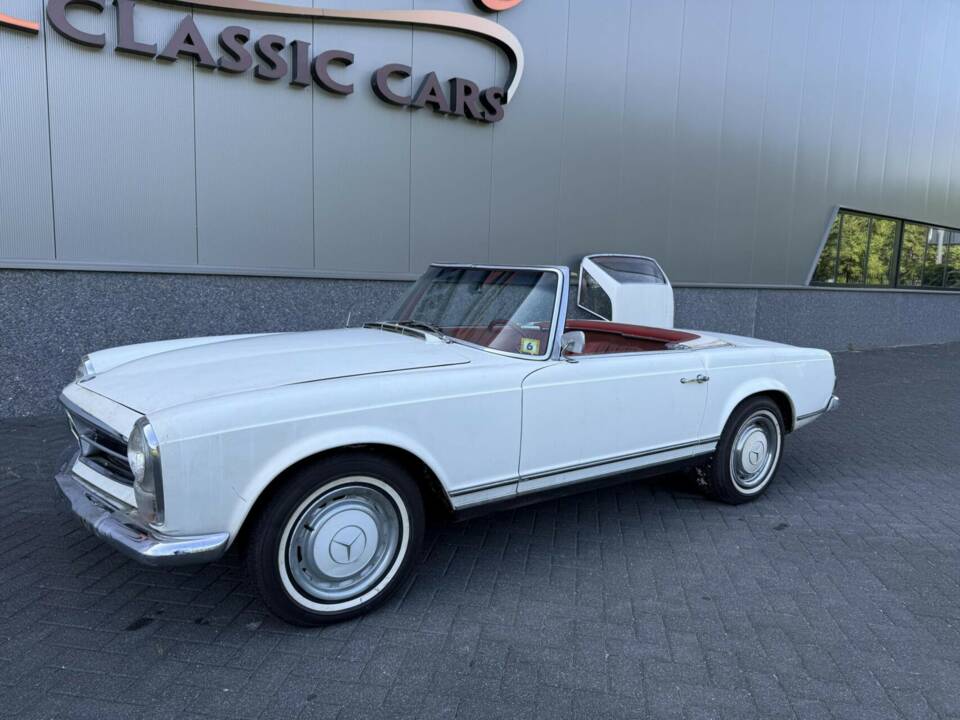 Image 10/50 de Mercedes-Benz 230 SL (1967)