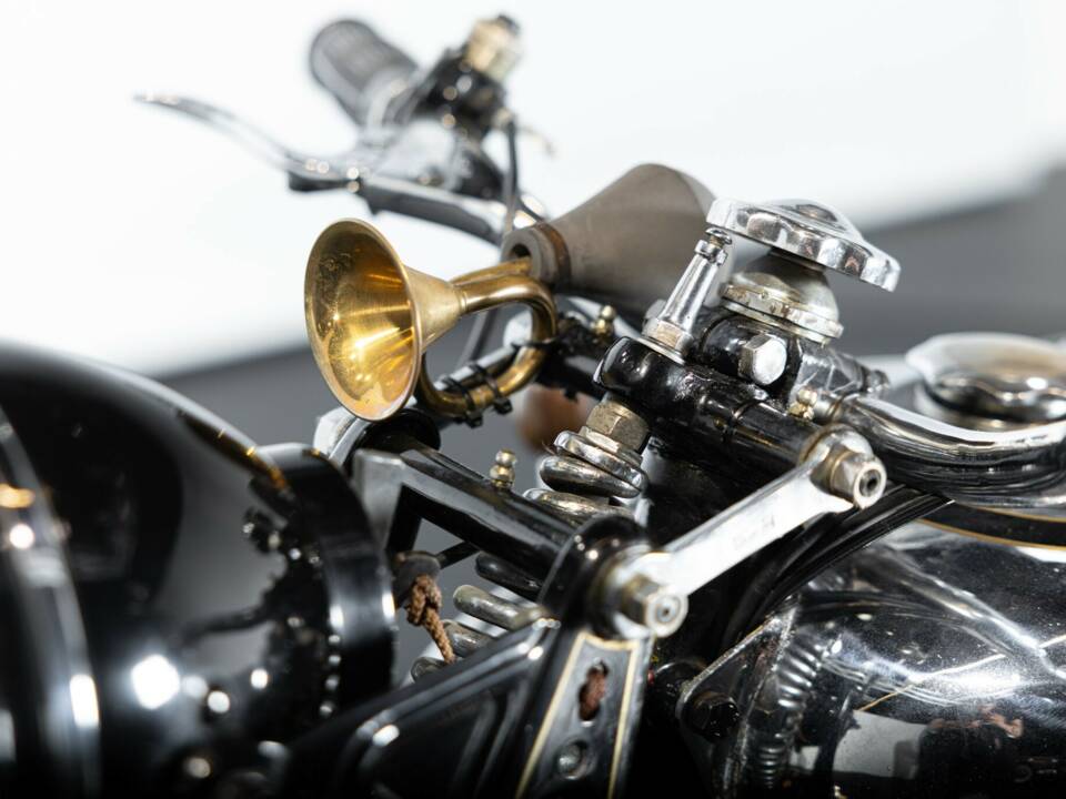 Image 21/50 of Bianchi Stelvio 250 (1948)
