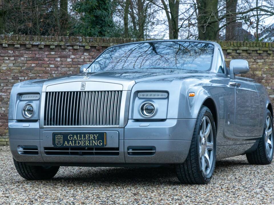 Bild 31/50 von Rolls-Royce Phantom DHC (2009)