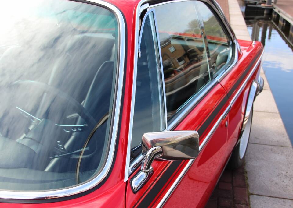 Image 13/56 of BMW 3.0 CSL (1973)
