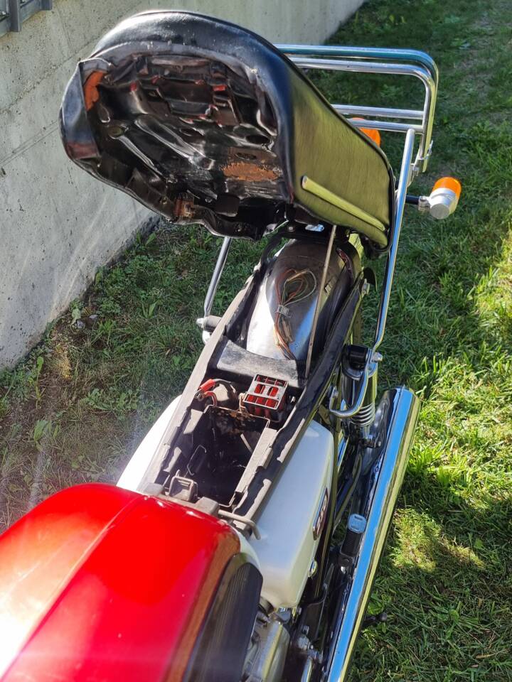Image 60/63 of Honda CB 250 K2 (1970)