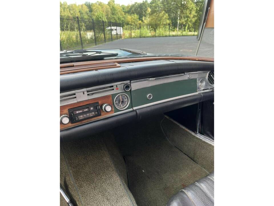 Image 42/50 of Mercedes-Benz 280 SL (1968)