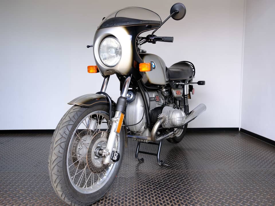 Image 32/91 of BMW R 90 S (1975)