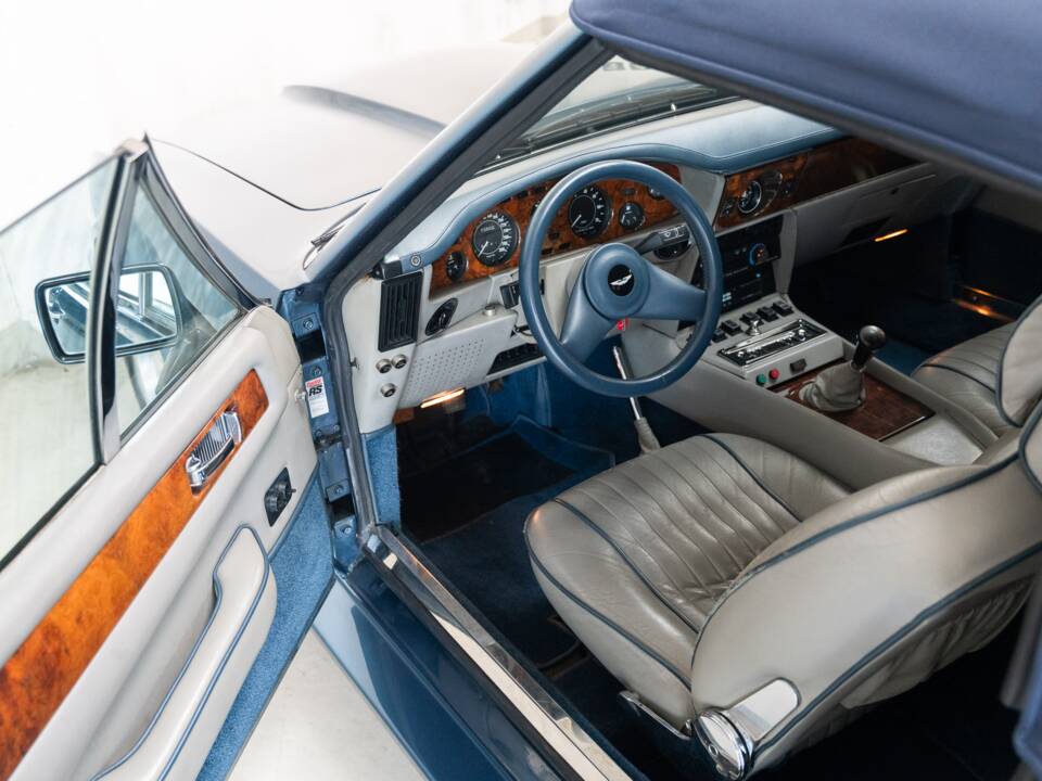 Bild 8/33 von Aston Martin V8 Vantage Volante (1987)