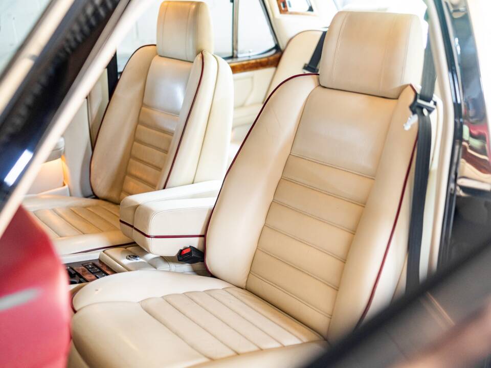 Bild 40/45 von Bentley Turbo R (1988)