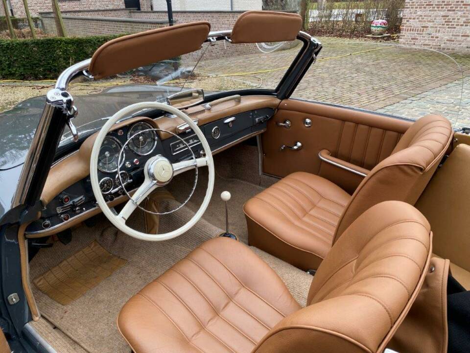 Image 13/52 de Mercedes-Benz 190 SL (1961)
