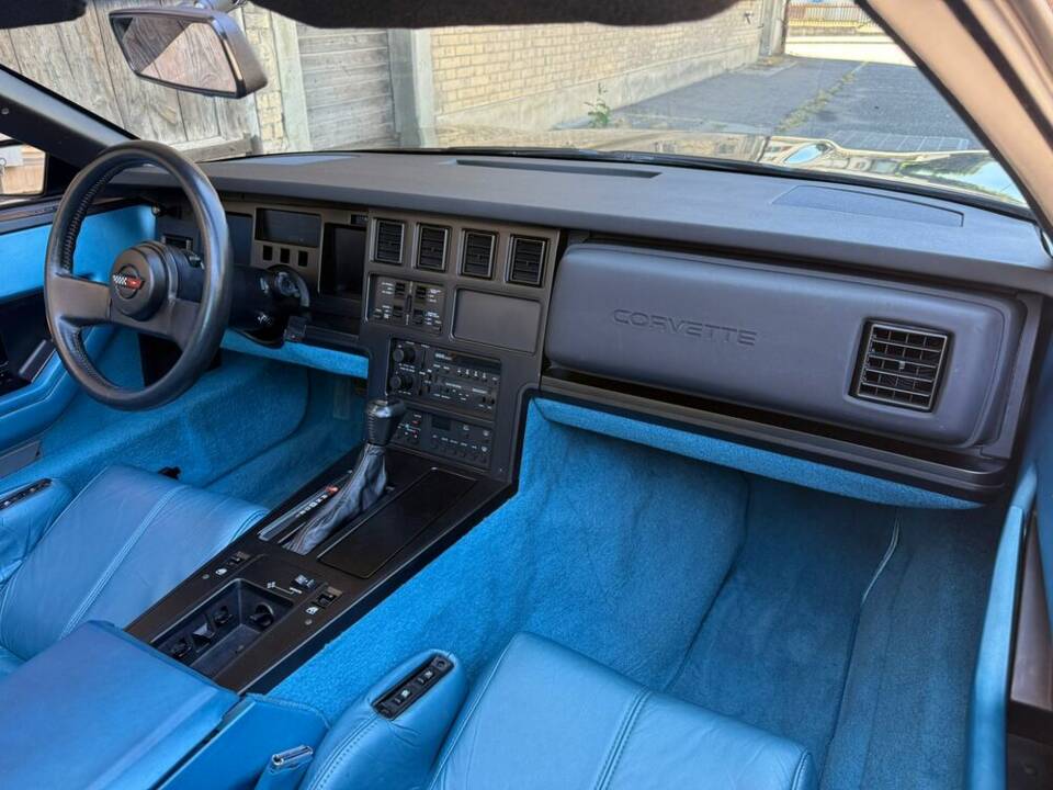 Bild 13/22 von Chevrolet Corvette (1989)