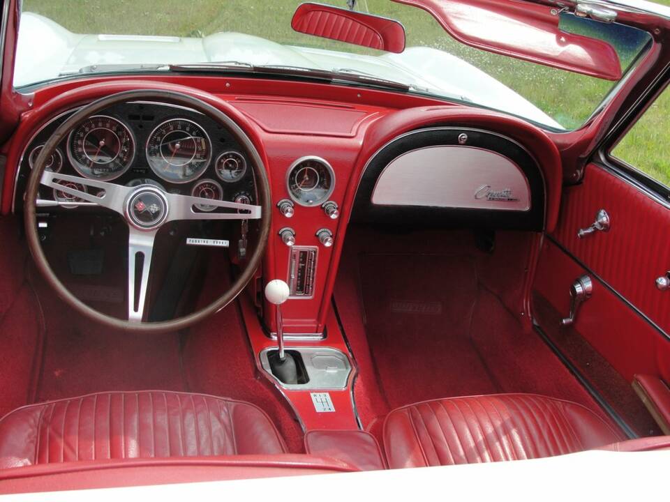 Afbeelding 2/8 van Chevrolet Corvette Sting Ray Convertible (1964)