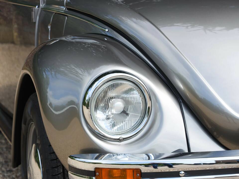 Image 34/50 of Volkswagen Beetle 1303 (1979)