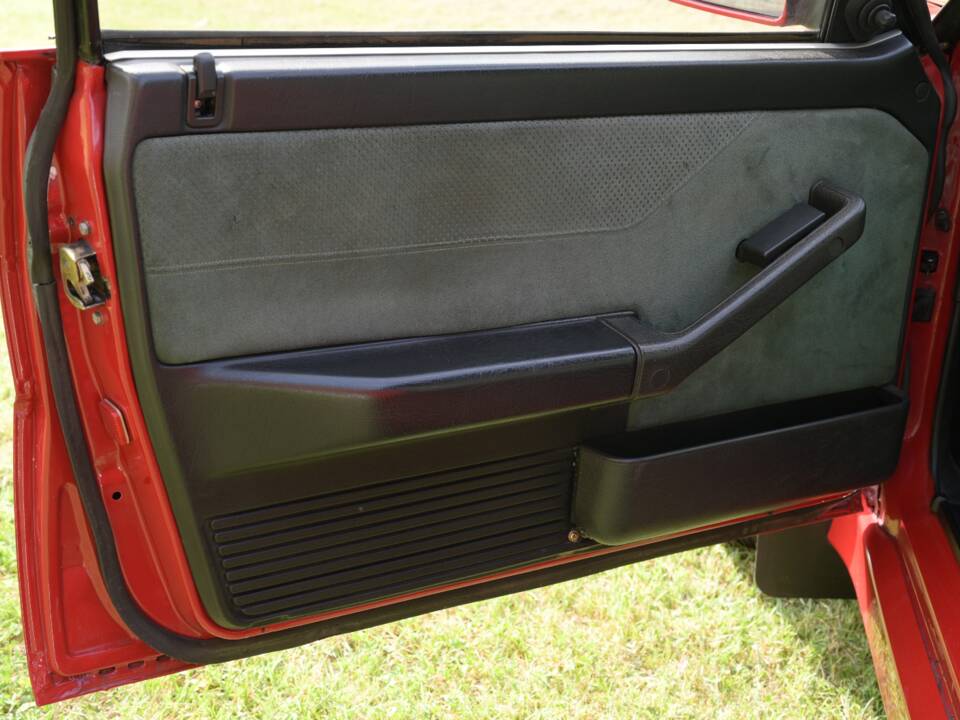 Bild 14/55 von Lancia Delta HF Integrale (1992)