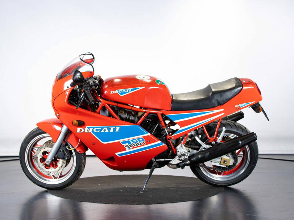 Bild 2/50 von Ducati 750 Sport (1986)