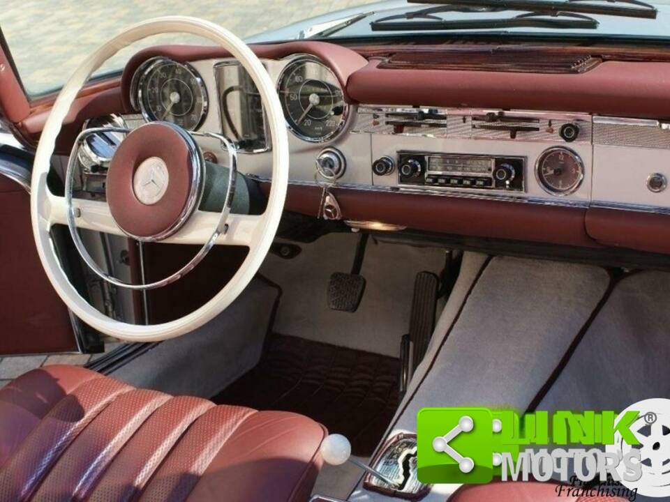 Image 9/10 de Mercedes-Benz 230 SL (1967)