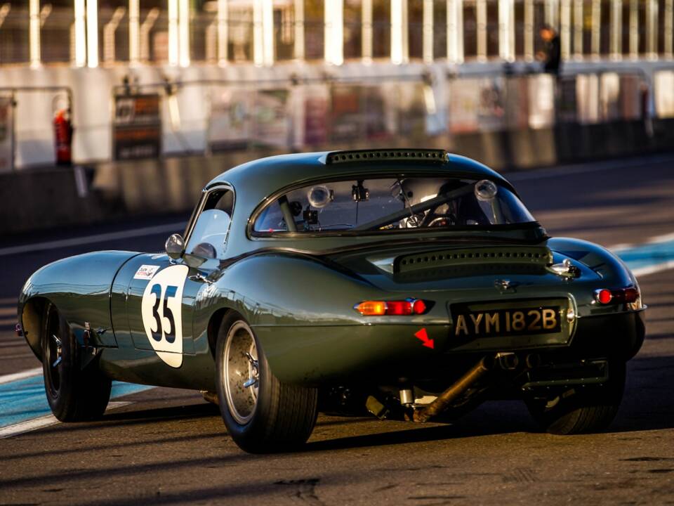 Afbeelding 19/20 van Jaguar E-Type "Semi-Lightweight" (1965)