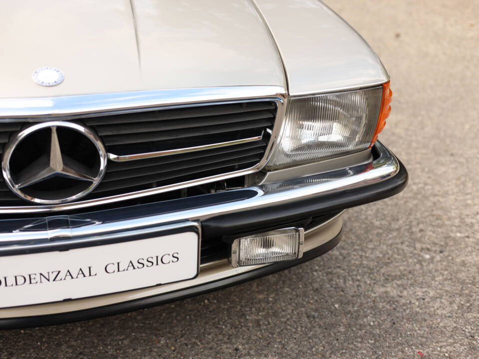 Image 34/54 of Mercedes-Benz 300 SL (1985)