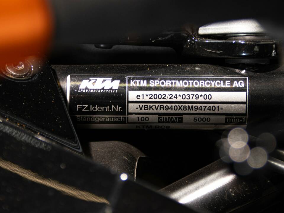 Bild 24/50 von KTM DUMMY (2011)
