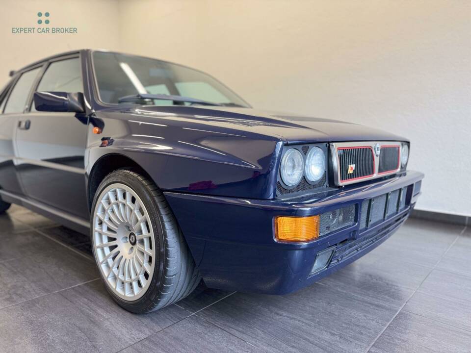 Immagine 42/66 di Lancia Delta HF Integrale Evoluzione II (1993)