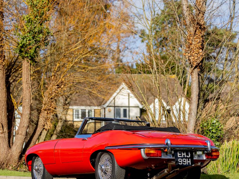 Image 50/50 de Jaguar E-Type (1969)