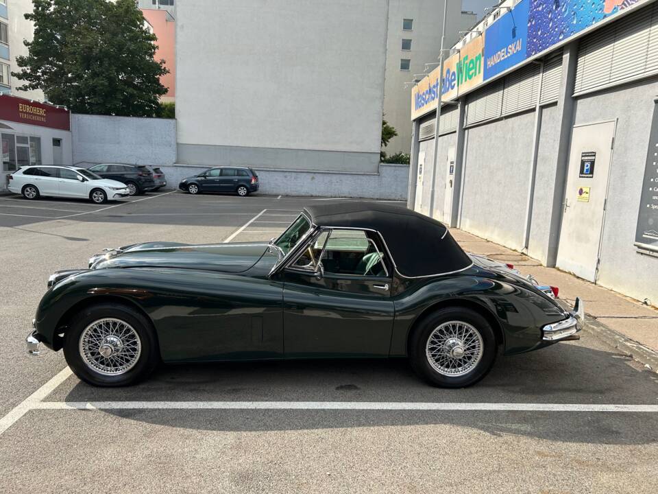 Image 54/82 de Jaguar XK 140 DHC (1956)