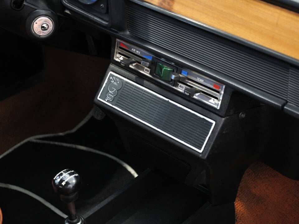 Image 26/31 of Alfa Romeo Alfetta 1.8 (1975)