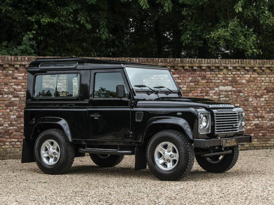 Bild 27/50 von Land Rover Defender 90 (2013)