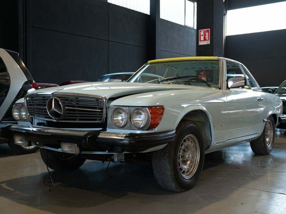 Image 1/7 de Mercedes-Benz 450 SL (1976)