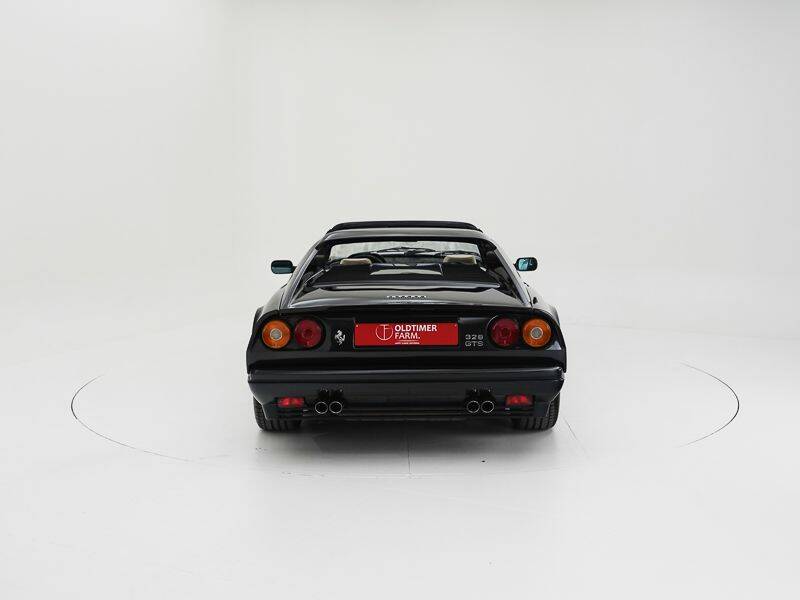Image 7/15 of Ferrari 328 GTS (1987)