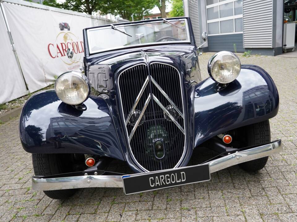 Bild 7/20 von Citroën Traction Avant 11 Commerciale (1939)