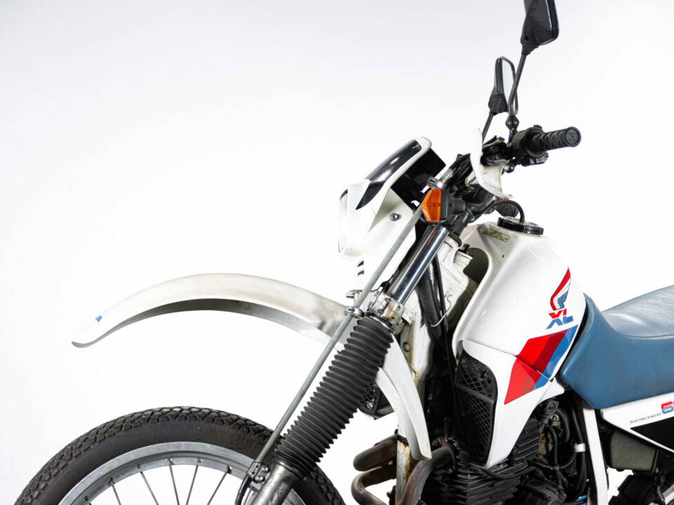 Image 44/45 of Honda XL 600 LM (1988)