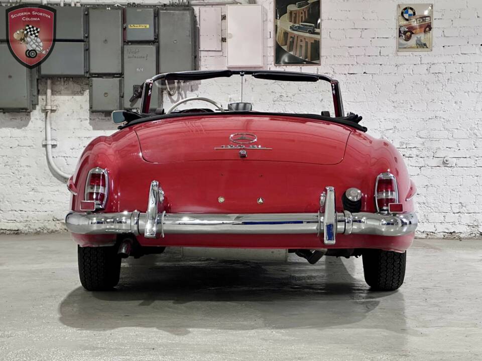 Image 5/45 of Mercedes-Benz 190 SL (1958)