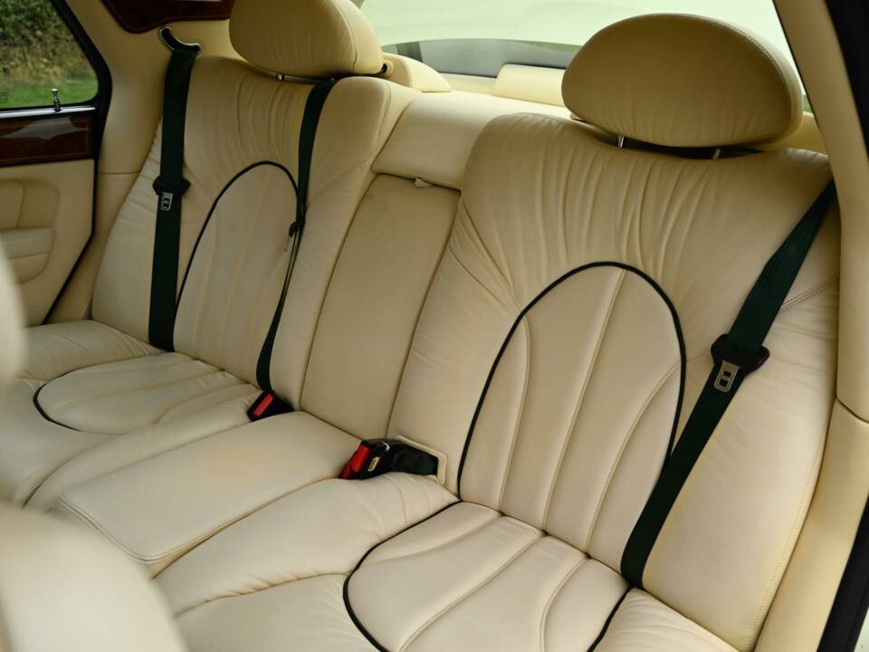 Bild 22/50 von Rolls-Royce Silver Seraph (1998)