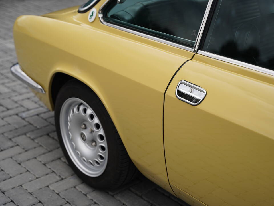 Bild 49/50 von Alfa Romeo 2000 GT Veloce (1975)