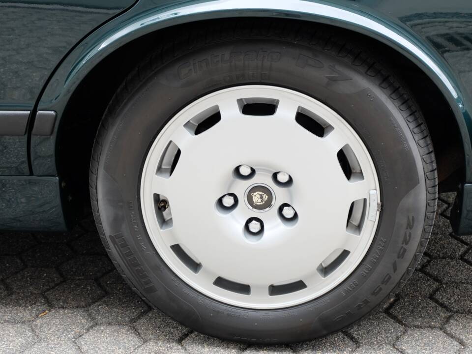 Image 62/77 de Jaguar XJ 40 (XJ-R) (1993)