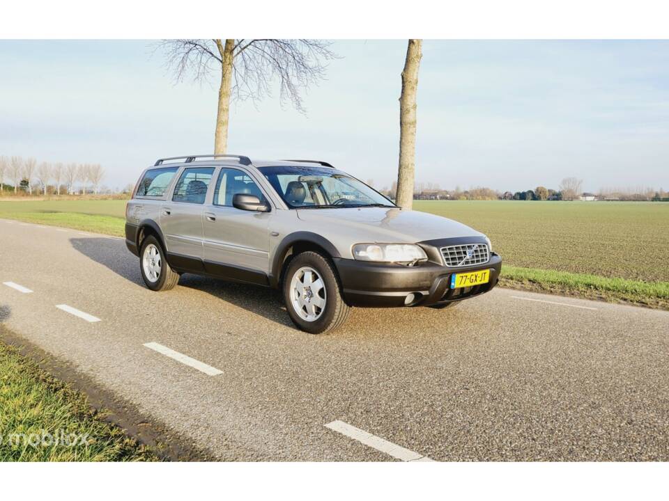 Bild 6/29 von Volvo XC70 2.4T (2001)