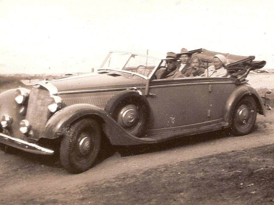 Image 49/50 of Mercedes-Benz 320 Cabriolet B (1939)