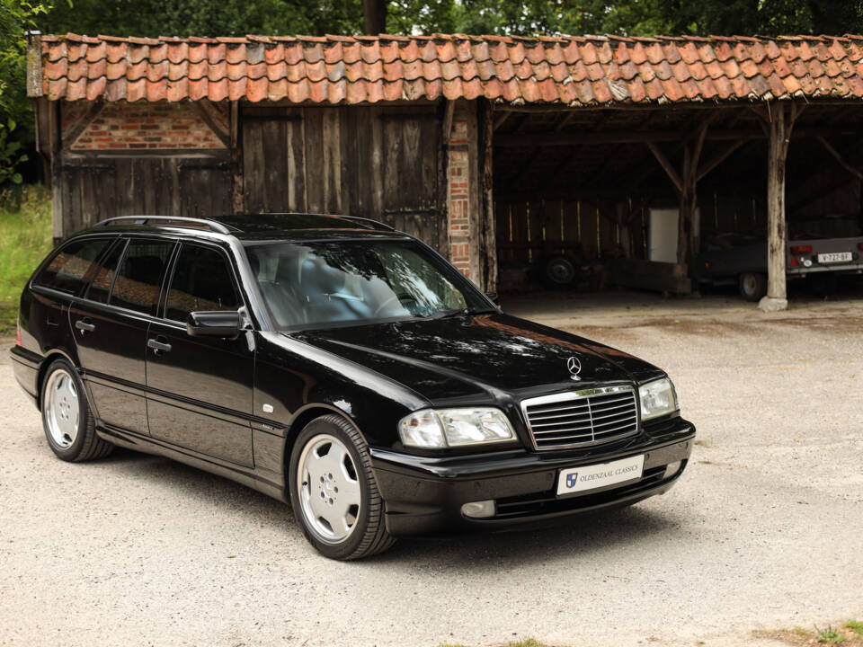 Bild 5/89 von Mercedes-Benz C 43 AMG T (1998)