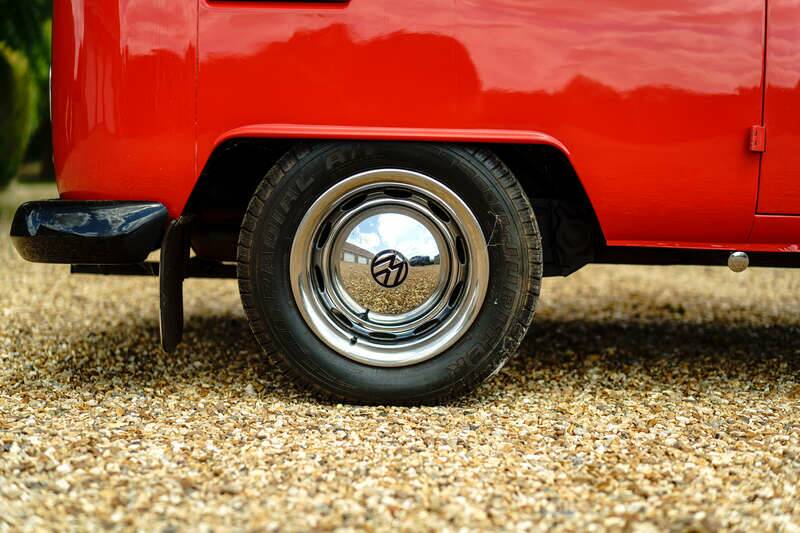 Image 30/50 of Volkswagen T1 panel van (1963)