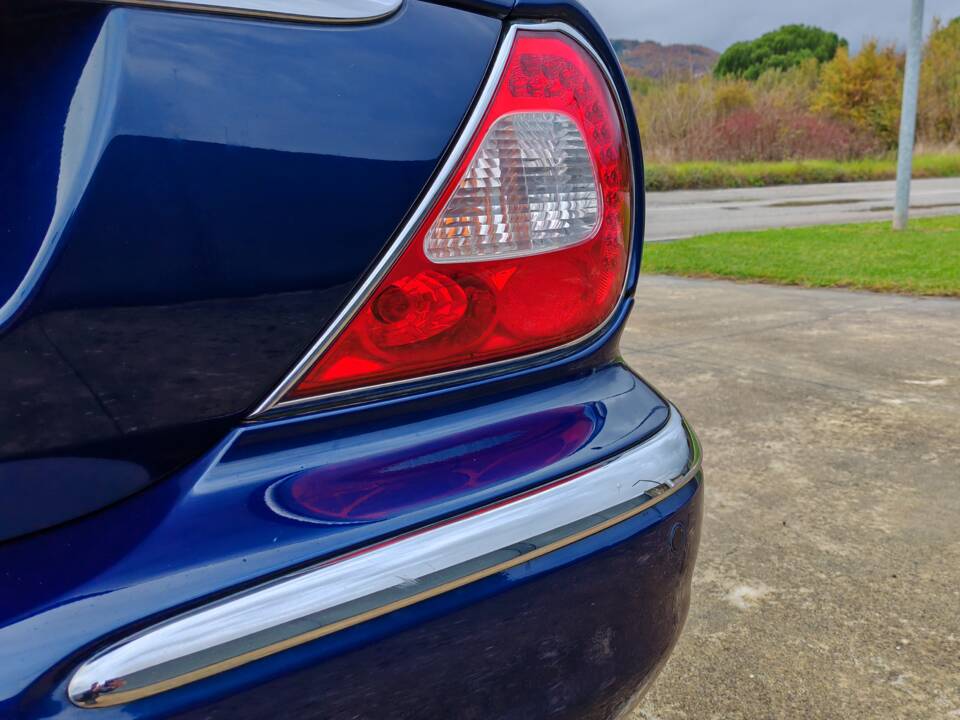 Bild 25/50 von Jaguar XJ 8 3.5 (2003)