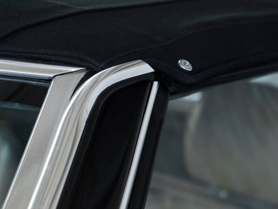 Image 29/50 de Mercedes-Benz 560 SL (1989)