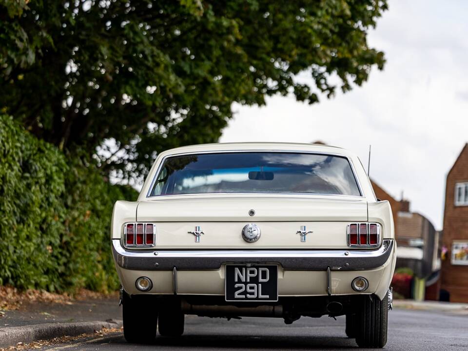 Image 14/50 of Ford Mustang 200 (1966)