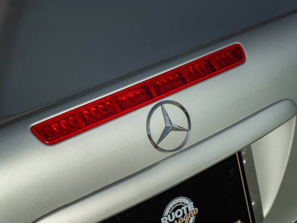 Image 11/50 de Mercedes-Benz SLK 320 (2001)