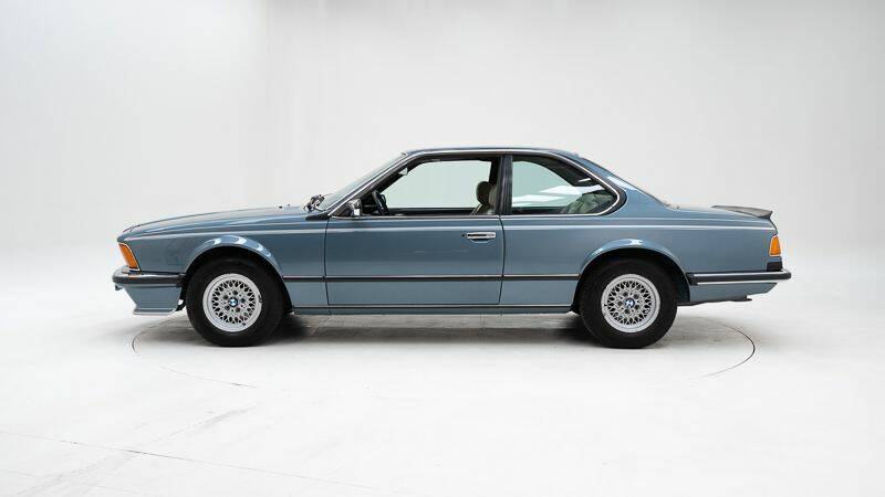 Image 8/15 of BMW 635 CSi (1984)