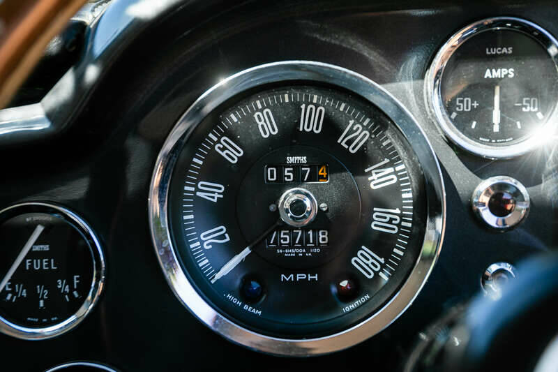 Afbeelding 13/47 van Aston Martin DB 6 Vantage (1966)